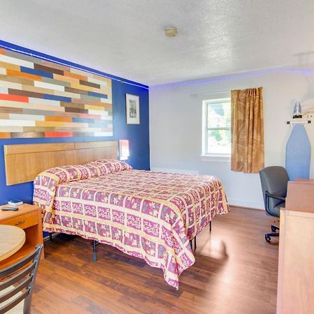 Scottish Inns Collinsville - Martinsville Buitenkant foto