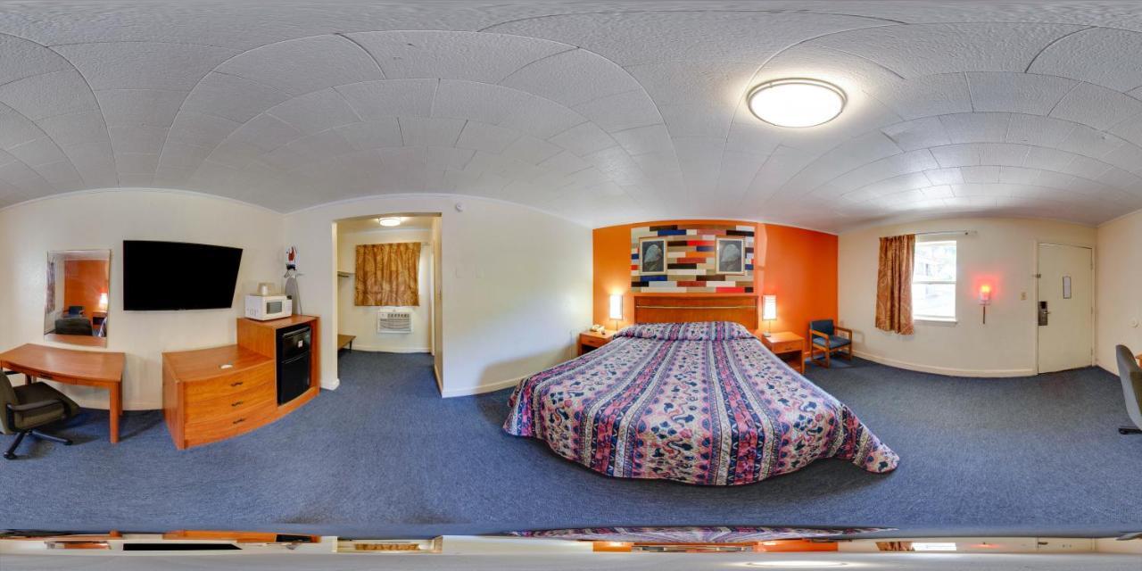 Scottish Inns Collinsville - Martinsville Buitenkant foto