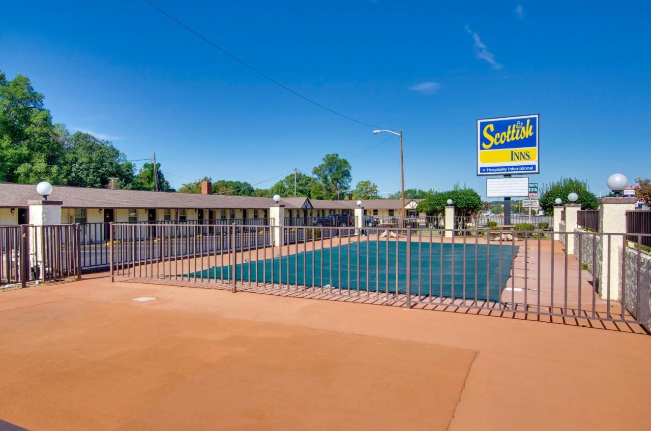 Scottish Inns Collinsville - Martinsville Buitenkant foto
